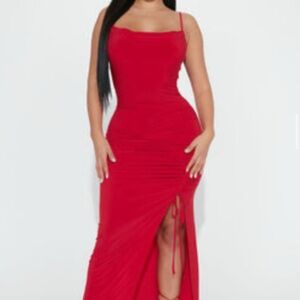 Joelle Maxi Dress -
 Red Ruched